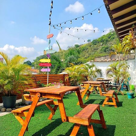 Roof Hostel Кали Экстерьер фото